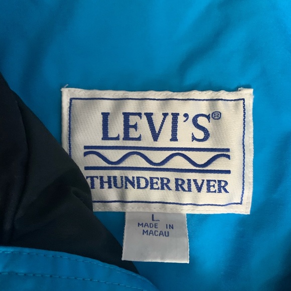 Vintage Levi’s Thunder River Windbreaker - Picture 6 of 8